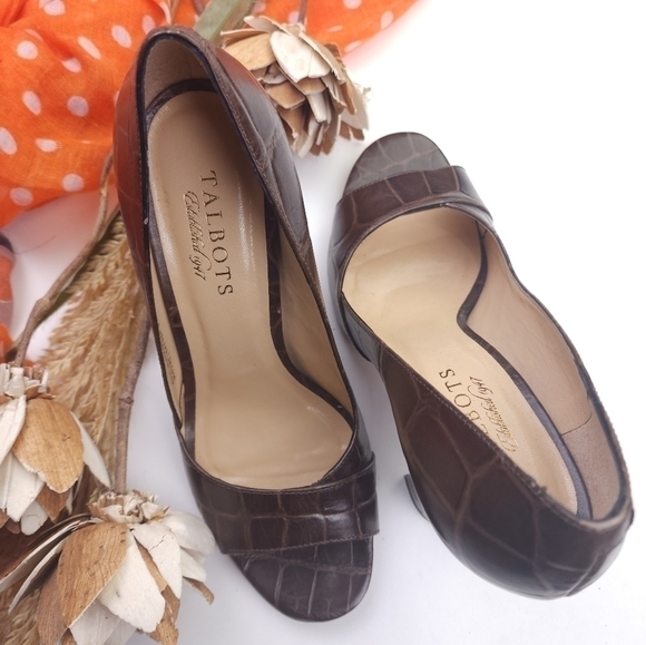 Talbots Brown Leather Chunky Heel Open Toe Sandals Size 8 B - Picture 4 of 11